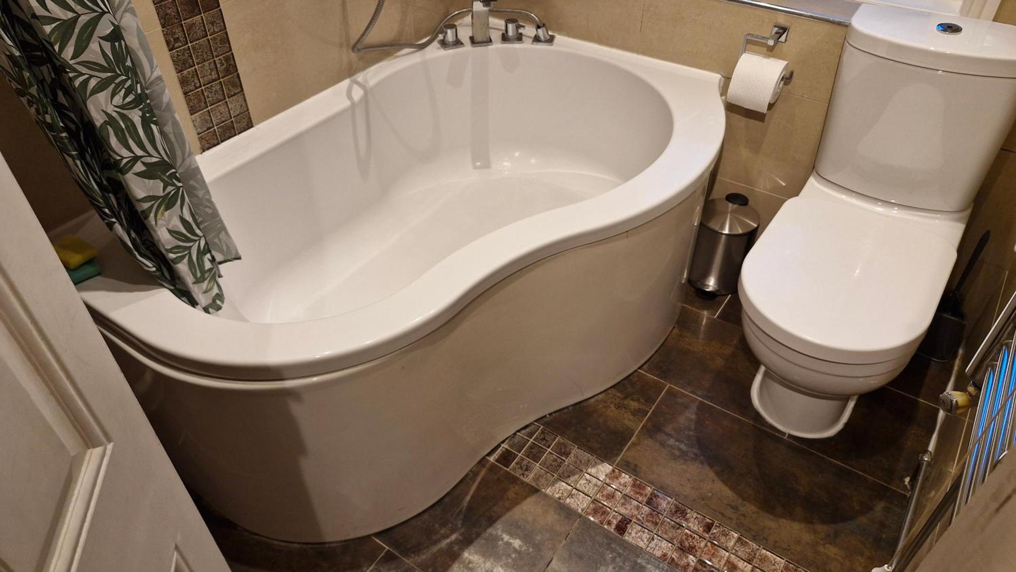 ロンドンCharming Flat In Wimbledonアパートメント エクステリア 写真