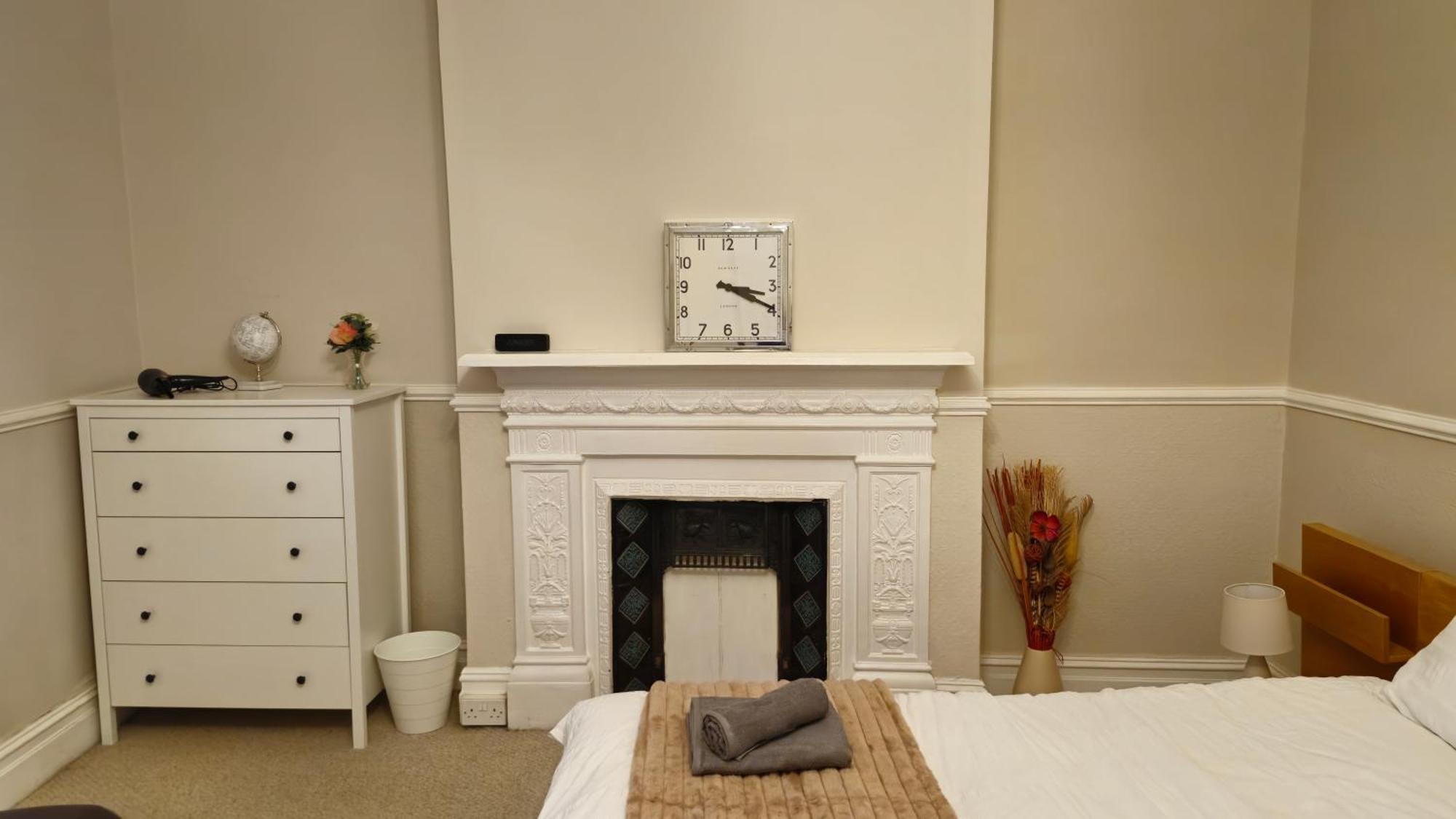 ロンドンCharming Flat In Wimbledonアパートメント エクステリア 写真