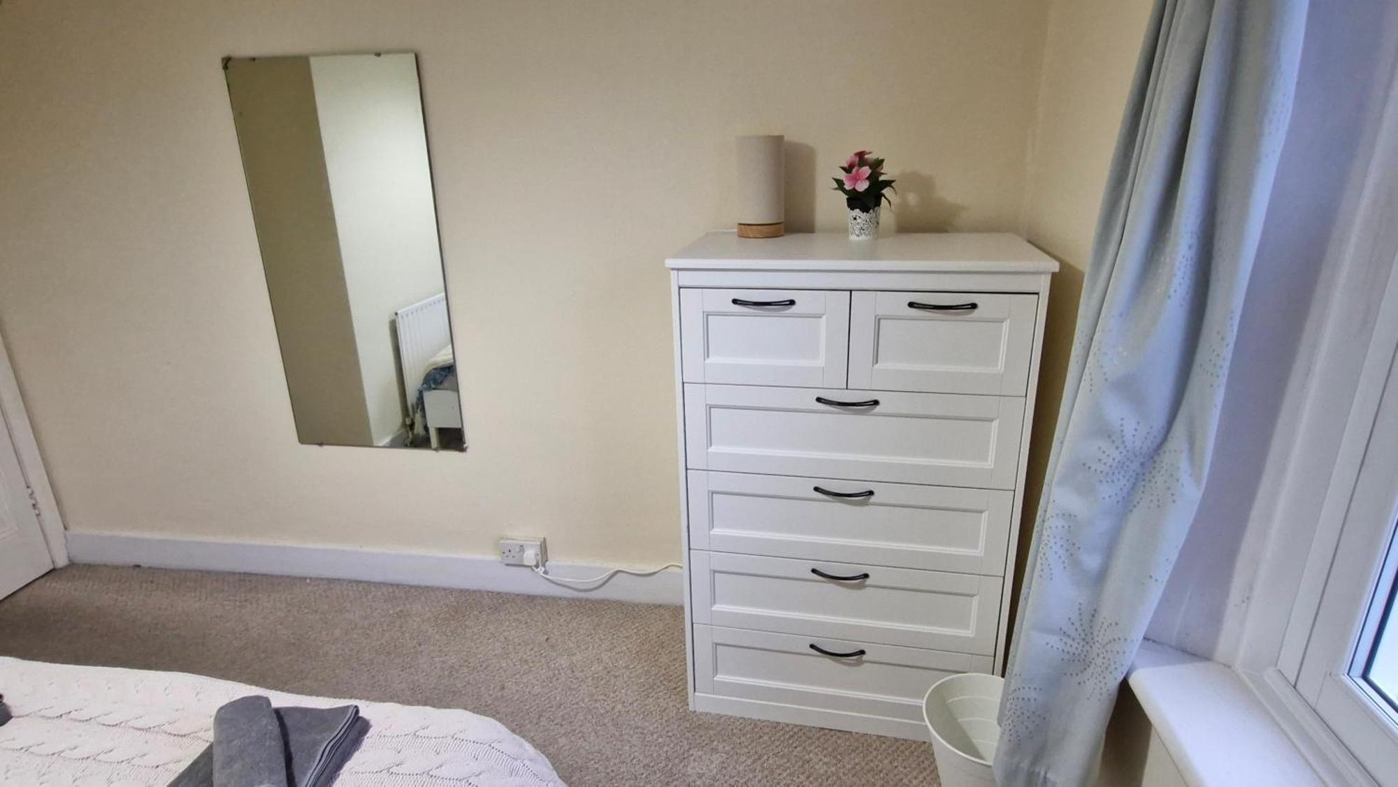 ロンドンCharming Flat In Wimbledonアパートメント エクステリア 写真